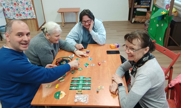 Társasjáték hétfő a Wekerlei Könyvtárban :: 2026.03.23.
