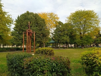 15310