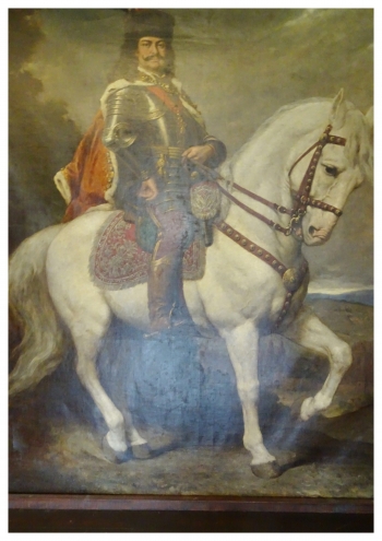 15868